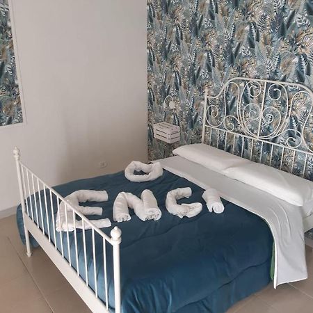 Engi Casa Vacanze Nápoles Exterior foto